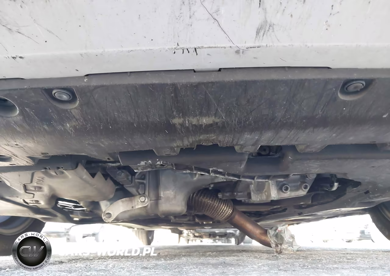 2022 Honda Accord Hybrid VIN:1HGCV3F13NA004255 - 18