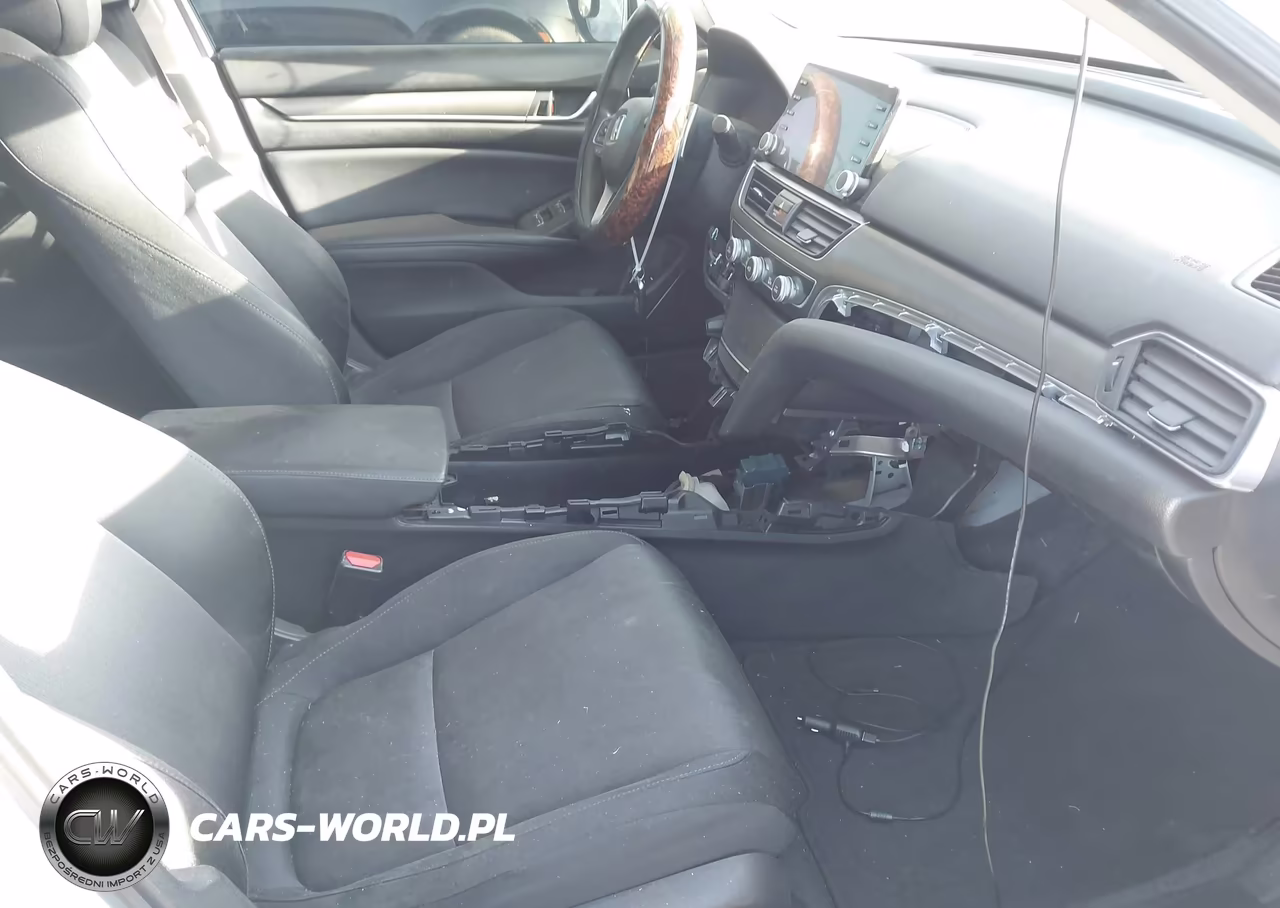 2022 Honda Accord Hybrid VIN:1HGCV3F13NA004255 - 5