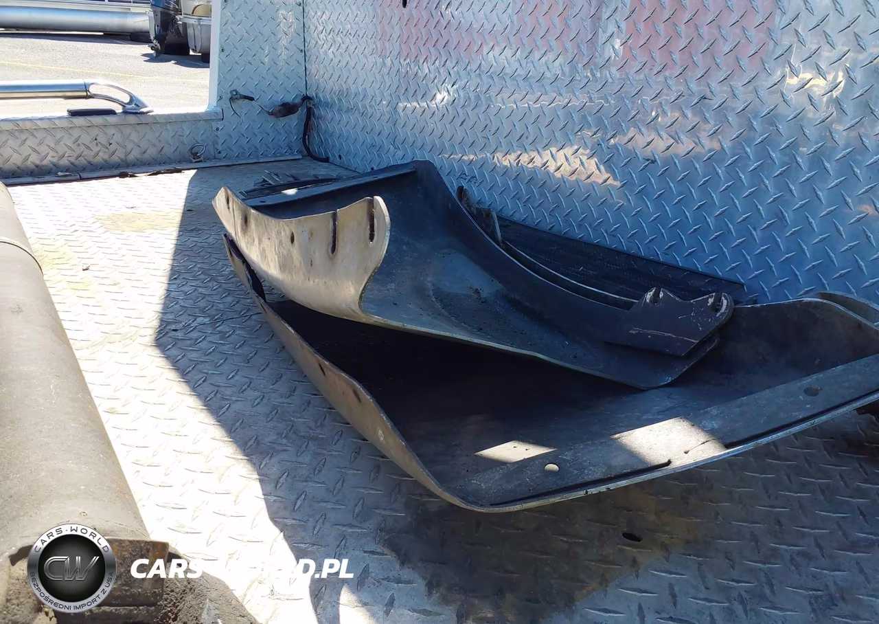 2005 Freightliner Sport Chassis 106 VIN:1FVAFCDD85HU50624 - 13