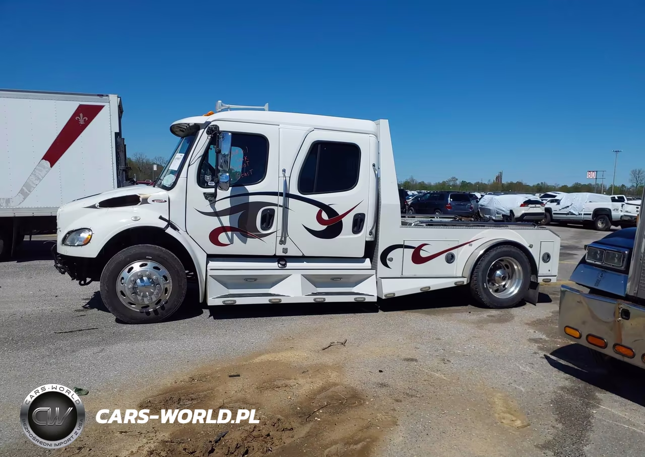 2005 Freightliner Sport Chassis 106 VIN:1FVAFCDD85HU50624 - 18
