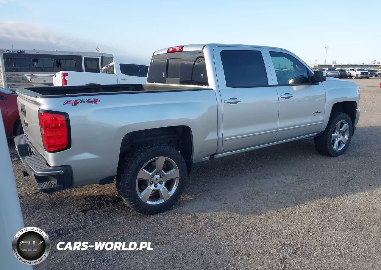 2017 Chevrolet Silverado 1500 1Lt VIN:3GCUKREC2HG380193 - 4