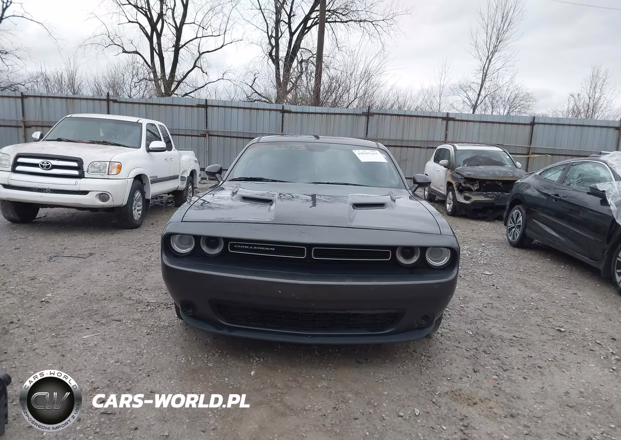2018 Dodge Challenger Sxt VIN:2C3CDZAG6JH128536 - 12