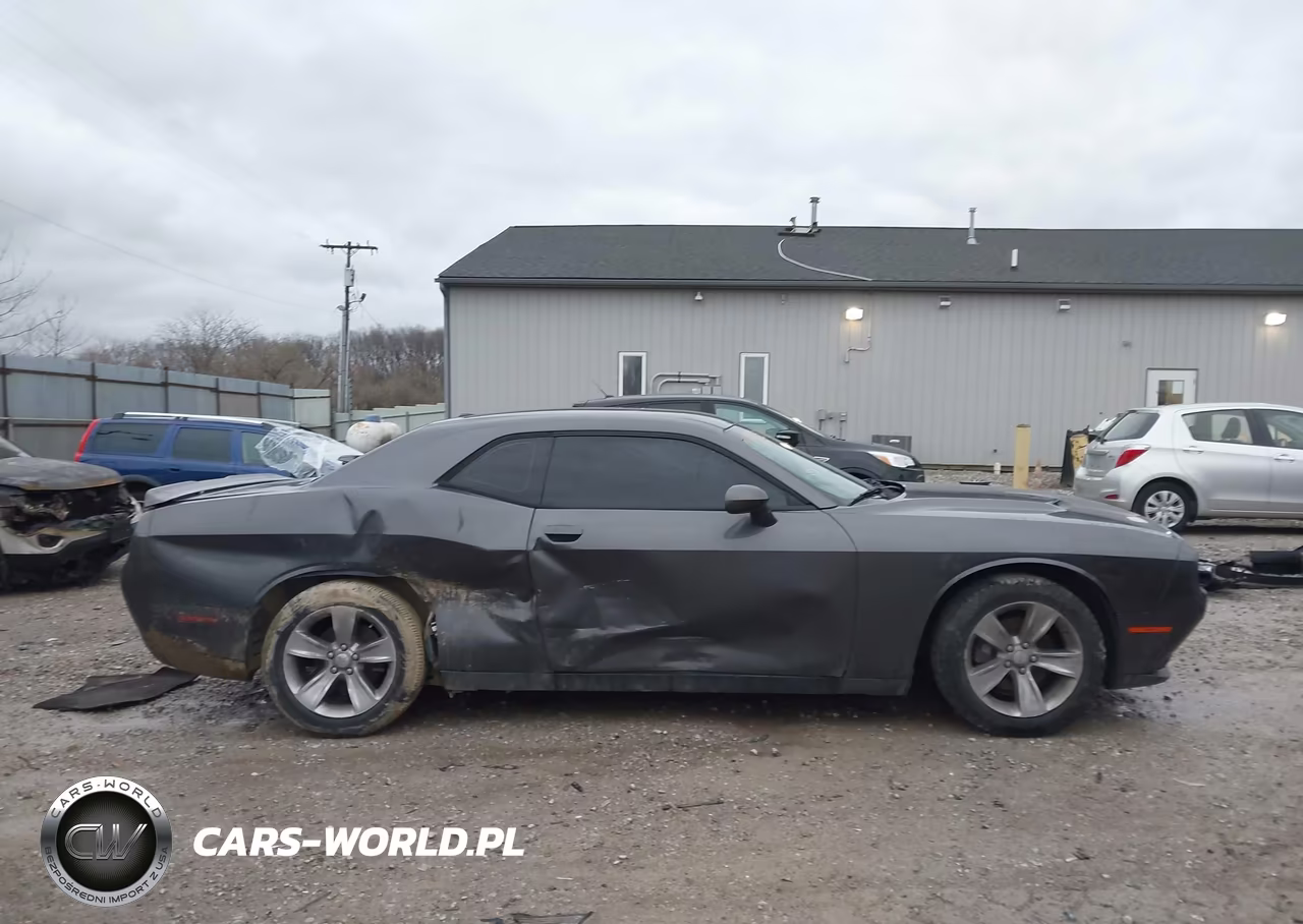 2018 Dodge Challenger Sxt VIN:2C3CDZAG6JH128536 - 13
