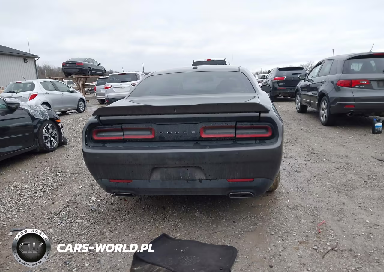 2018 Dodge Challenger Sxt VIN:2C3CDZAG6JH128536 - 16