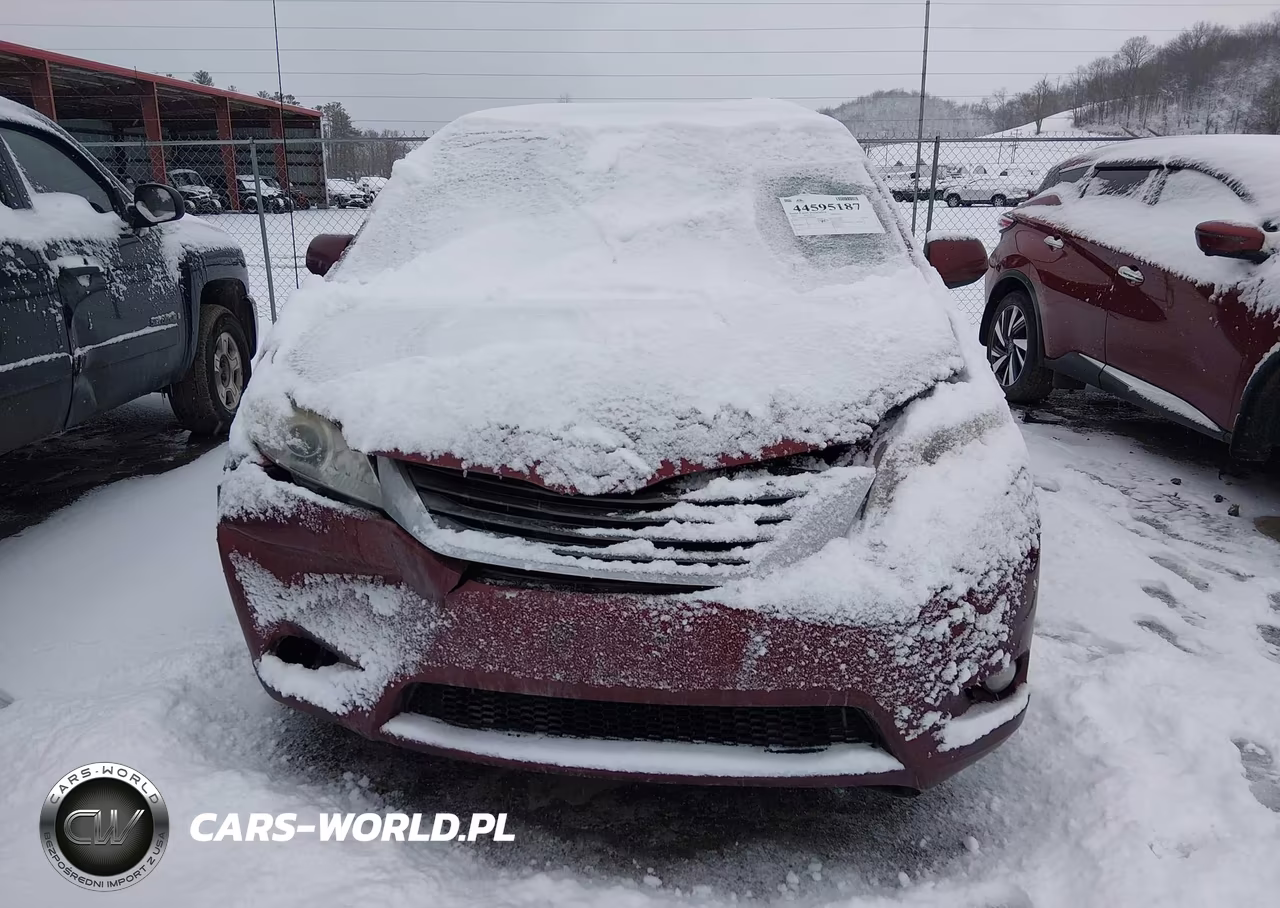 2013 Toyota Sienna Xle V6 8 Passenger VIN:5TDYK3DC7DS360789 - 13