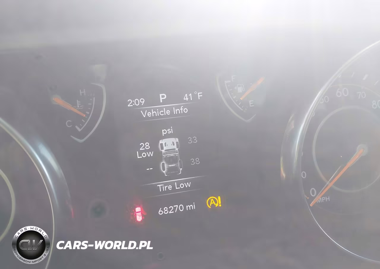 2019 Jeep Wrangler Unlimited Sport S 4X4 VIN:1C4HJXDN9KW588978 - 7