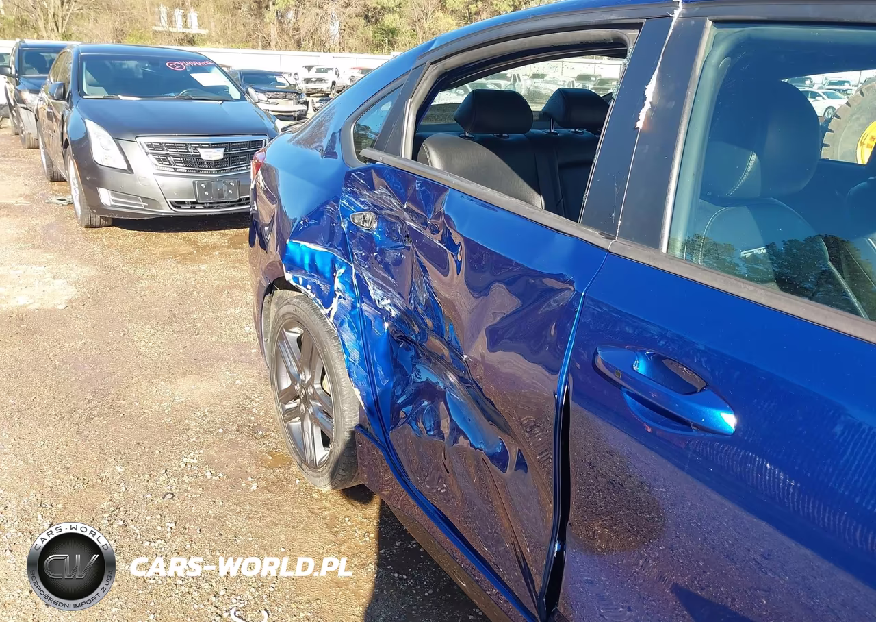 2021 Kia Forte Gt-Line VIN:3KPF34AD8ME375321 - 18