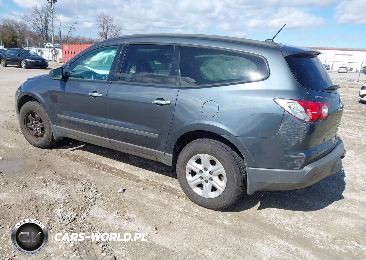 2012 Chevrolet Traverse Ls VIN:1GNKRFED1CJ258952 - 3