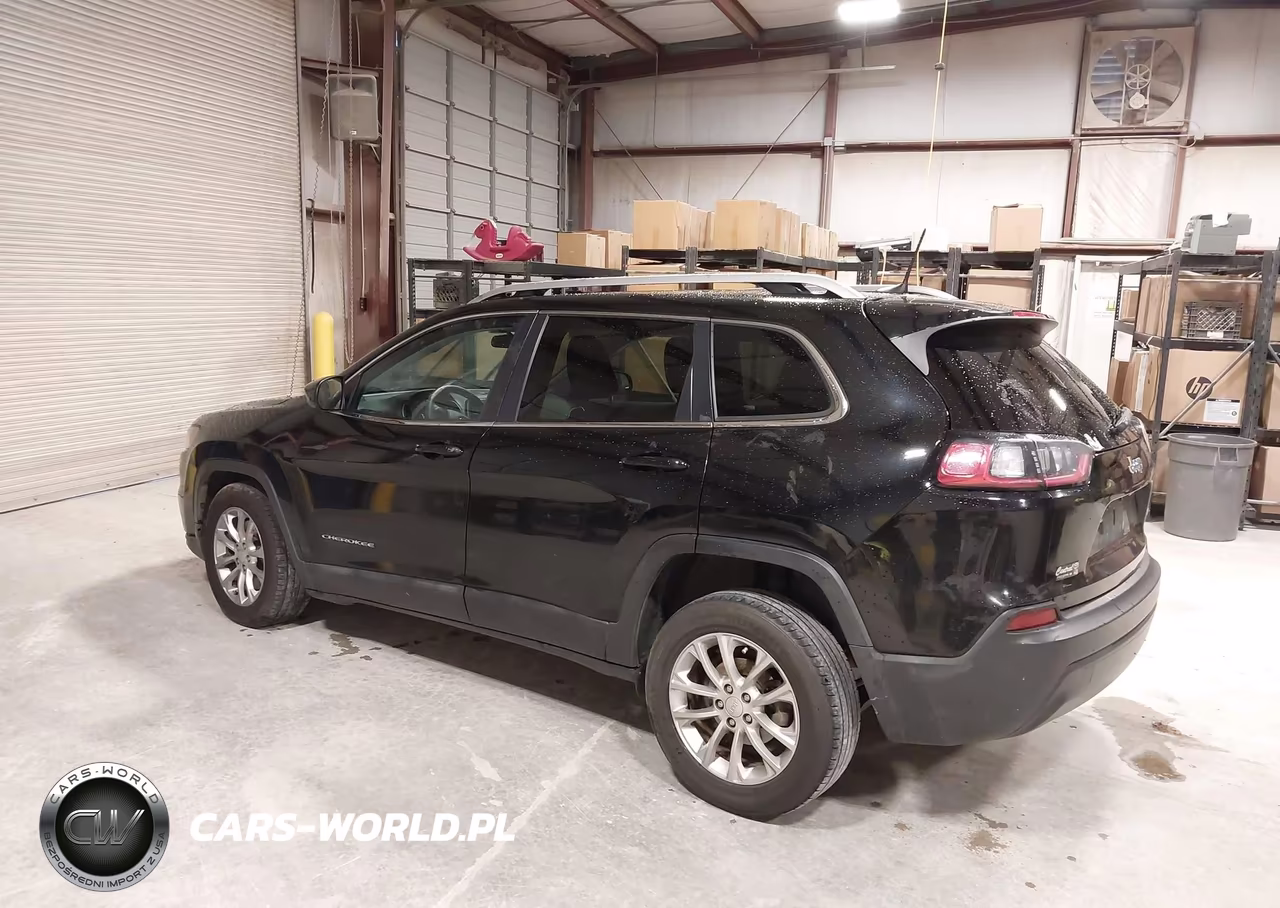 2019 Jeep Cherokee Latitude Fwd VIN:1C4PJLCB9KD340351 - 3