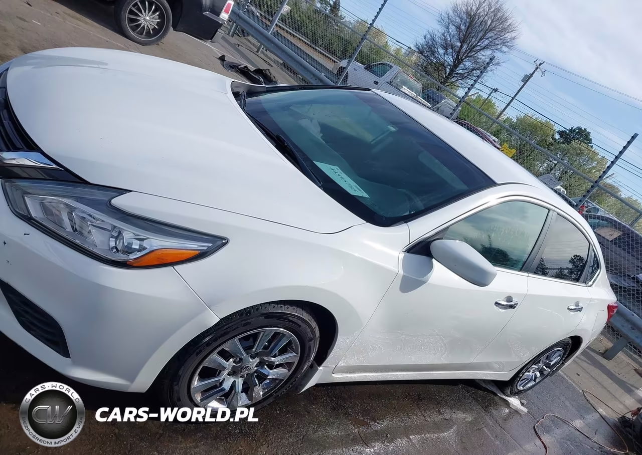 2018 Nissan Altima 2.5 S VIN:1N4AL3AP2JC243582 - 14