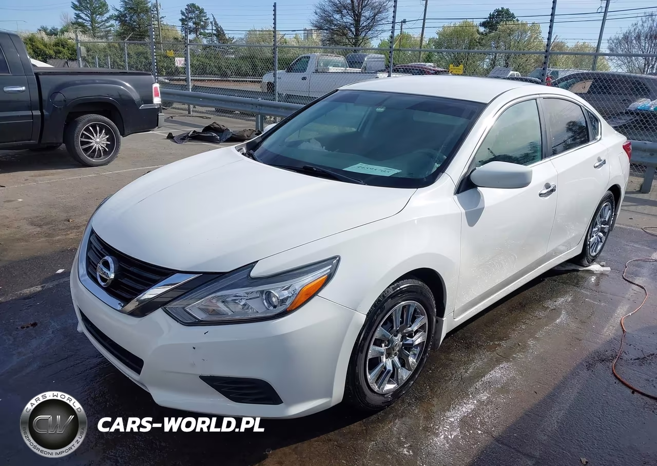 2018 Nissan Altima 2.5 S VIN:1N4AL3AP2JC243582 - 2