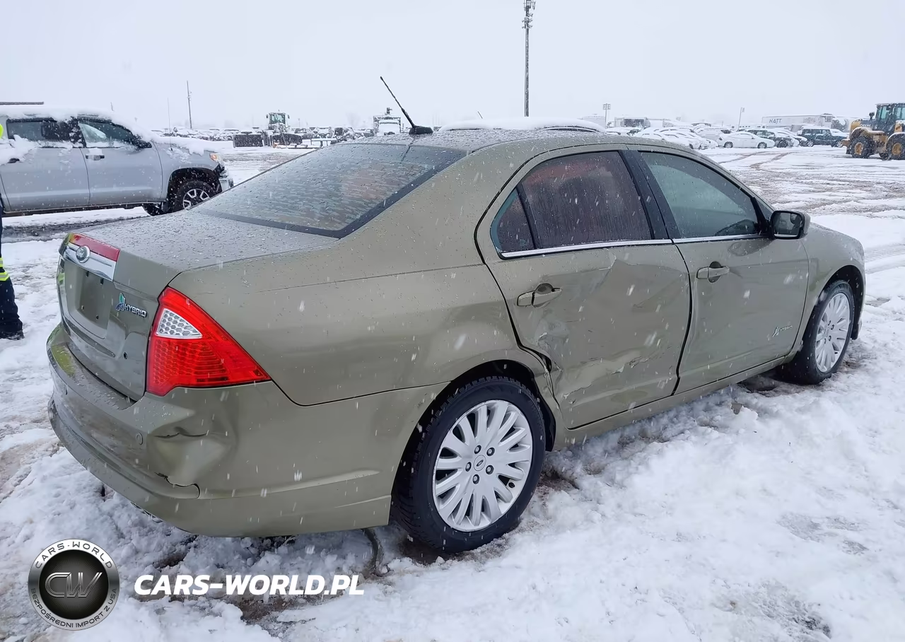 2012 Ford Fusion Hybrid VIN:3FADP0L30CR367509 - 4