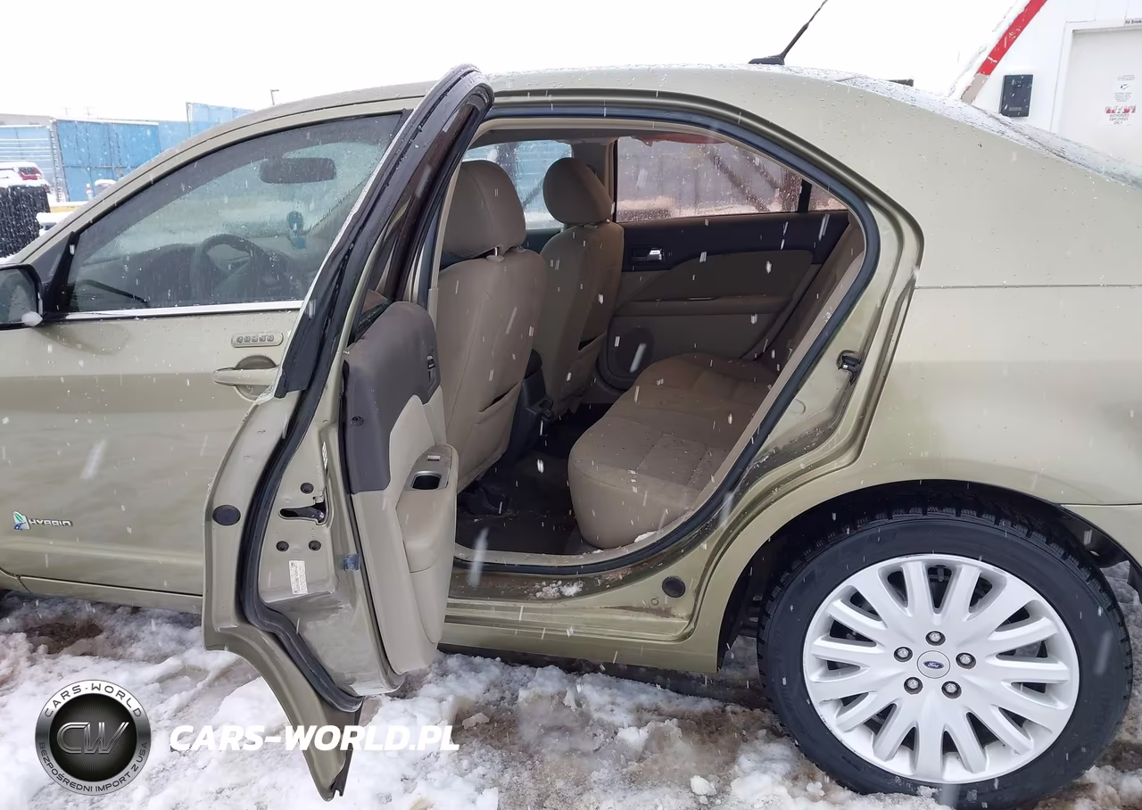 2012 Ford Fusion Hybrid VIN:3FADP0L30CR367509 - 8