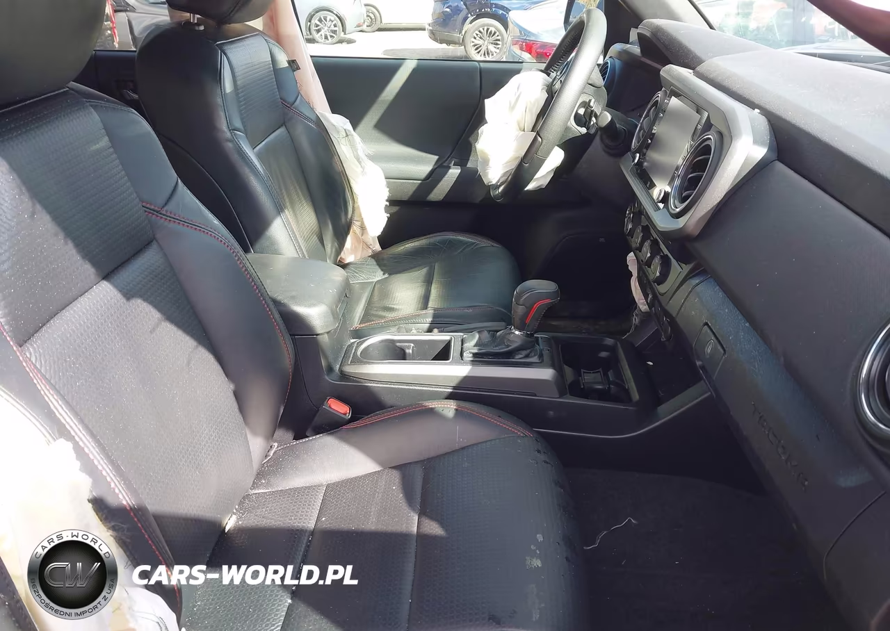 2021 Toyota Tacoma Trd Pro VIN:3TYCZ5AN3MT025007 - 5