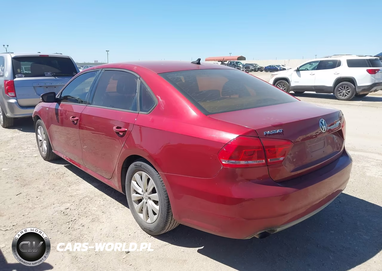 2015 Volkswagen Passat 1.8T Wolfsburg Edition VIN:1VWAT7A34FC020236 - 3
