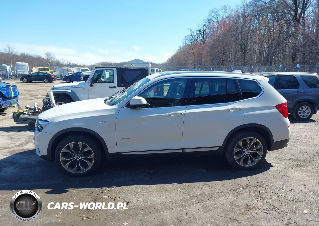 2017 BMW X3 xDrive28I VIN:5UXWX9C5XH0T15562 - 14