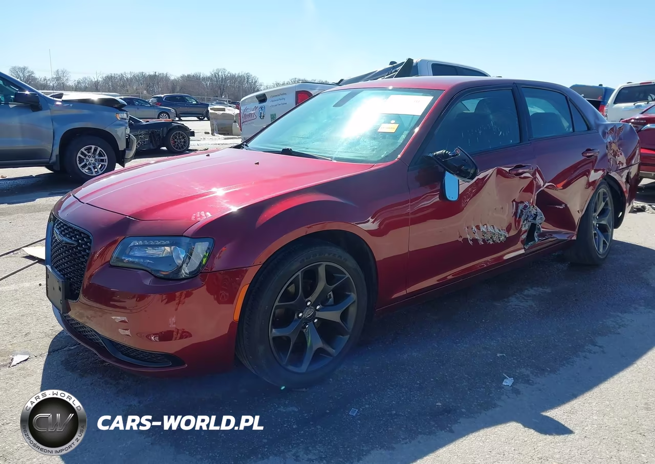2021 Chrysler 300 Touring VIN:2C3CCAAG6MH562979 - 2