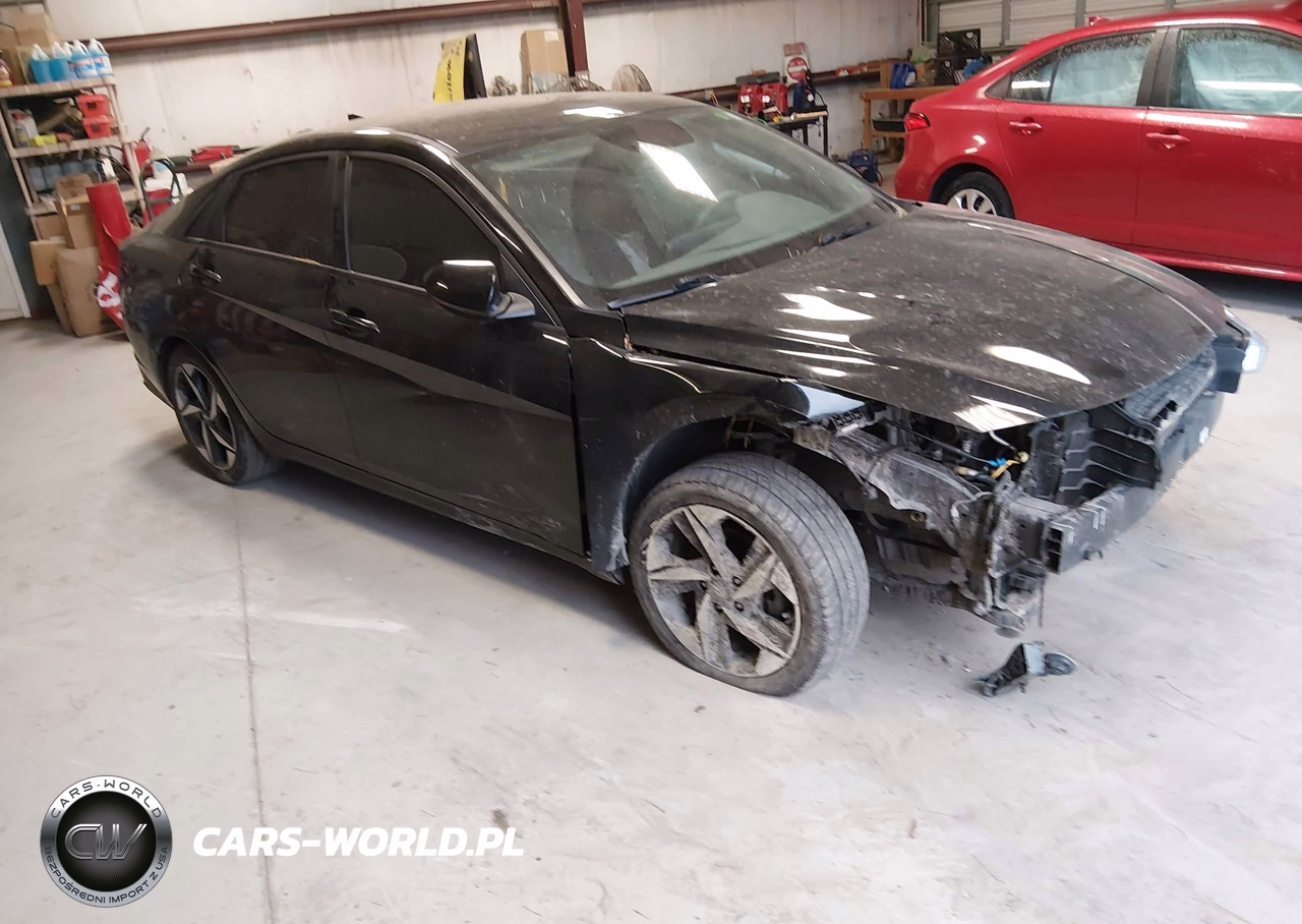 2023 Hyundai Elantra Sel