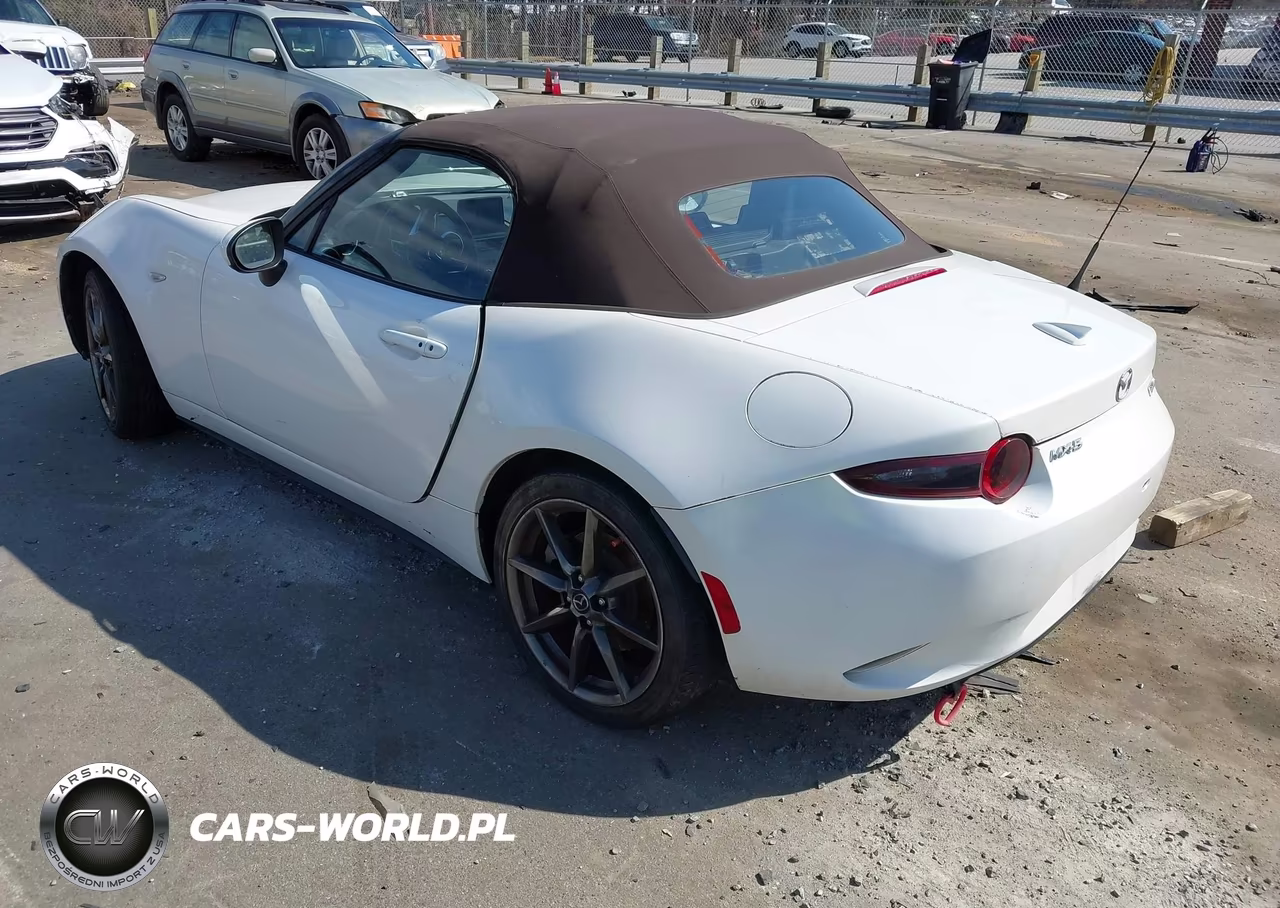 2019 Mazda Mx-5 Miata Grand Touring VIN:JM1NDAD77K0305327 - 3