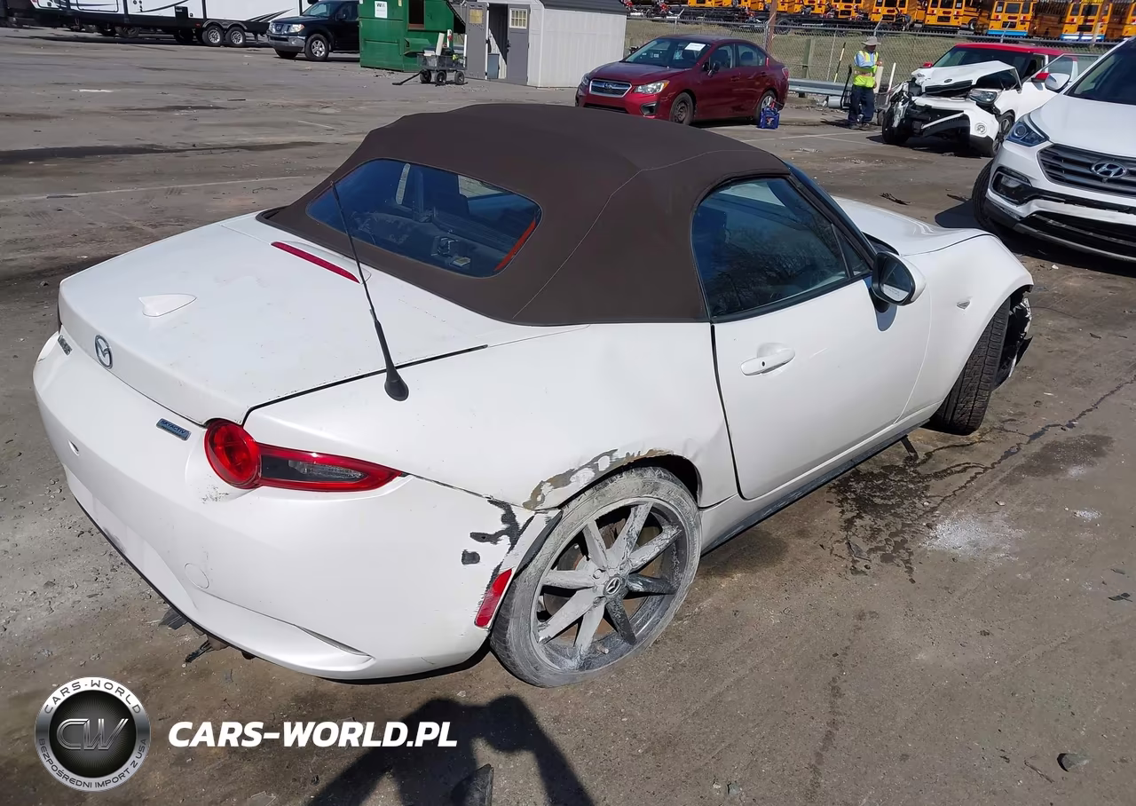 2019 Mazda Mx-5 Miata Grand Touring VIN:JM1NDAD77K0305327 - 4
