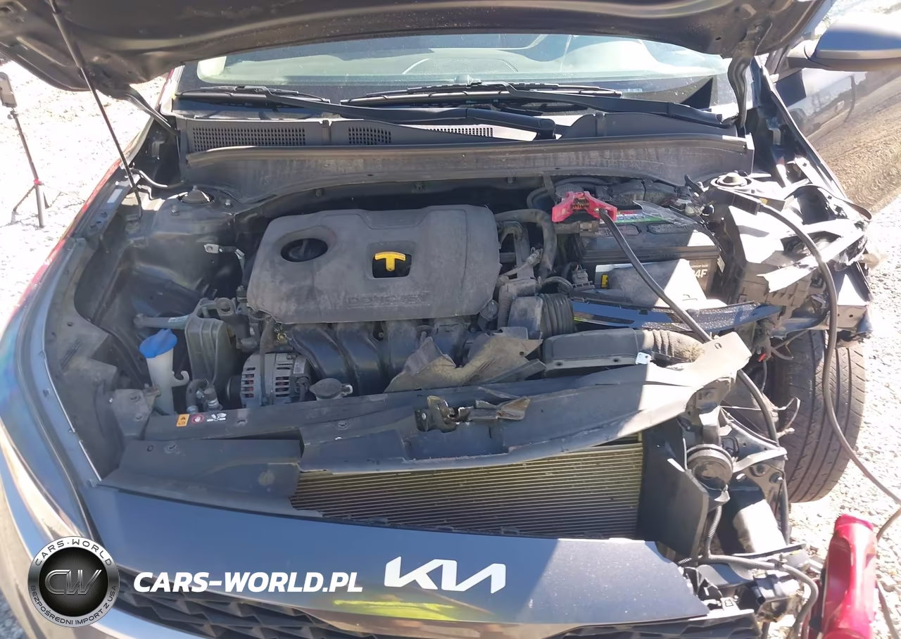 2023 Kia Forte Lxs VIN:3KPF24AD4PE505294 - 10