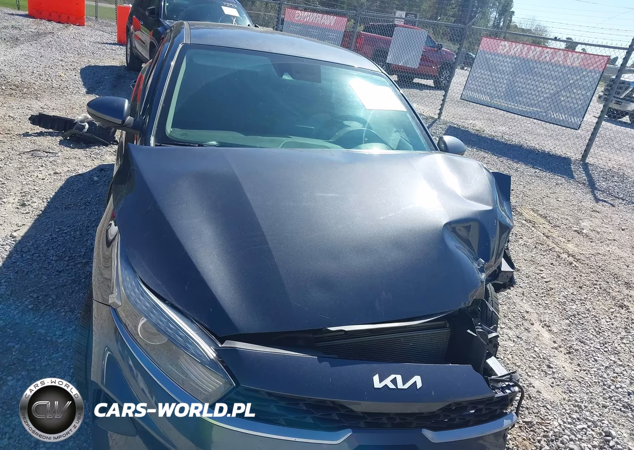 2023 Kia Forte Lxs VIN:3KPF24AD4PE505294 - 12