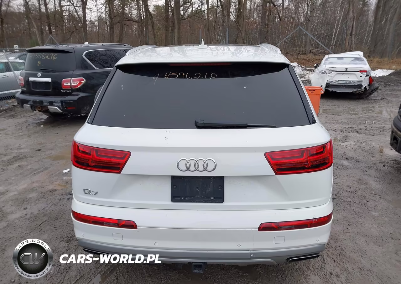 2019 Audi Q7 45 Premium VIN:WA1LHAF77KD027623 - 17