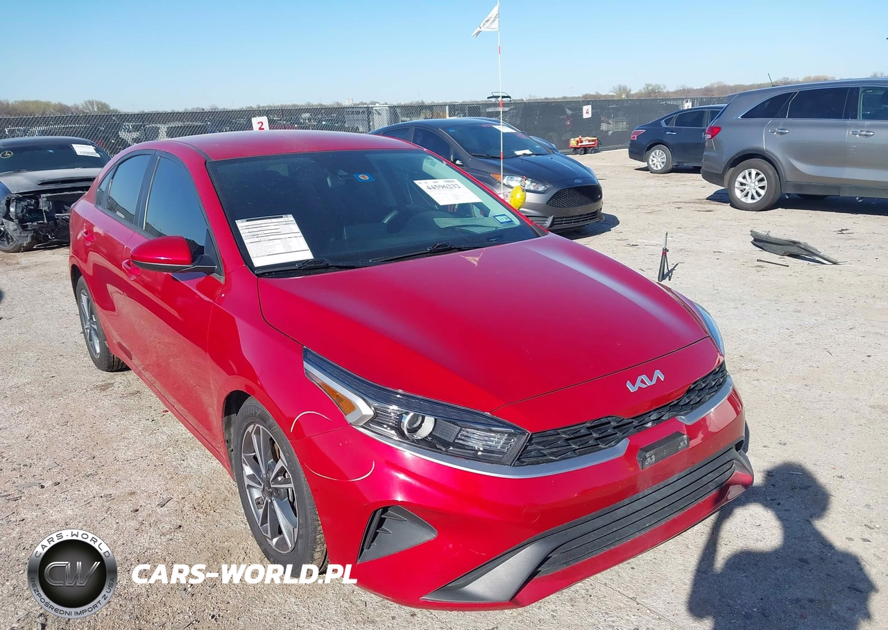 2024 Kia Forte Lxs