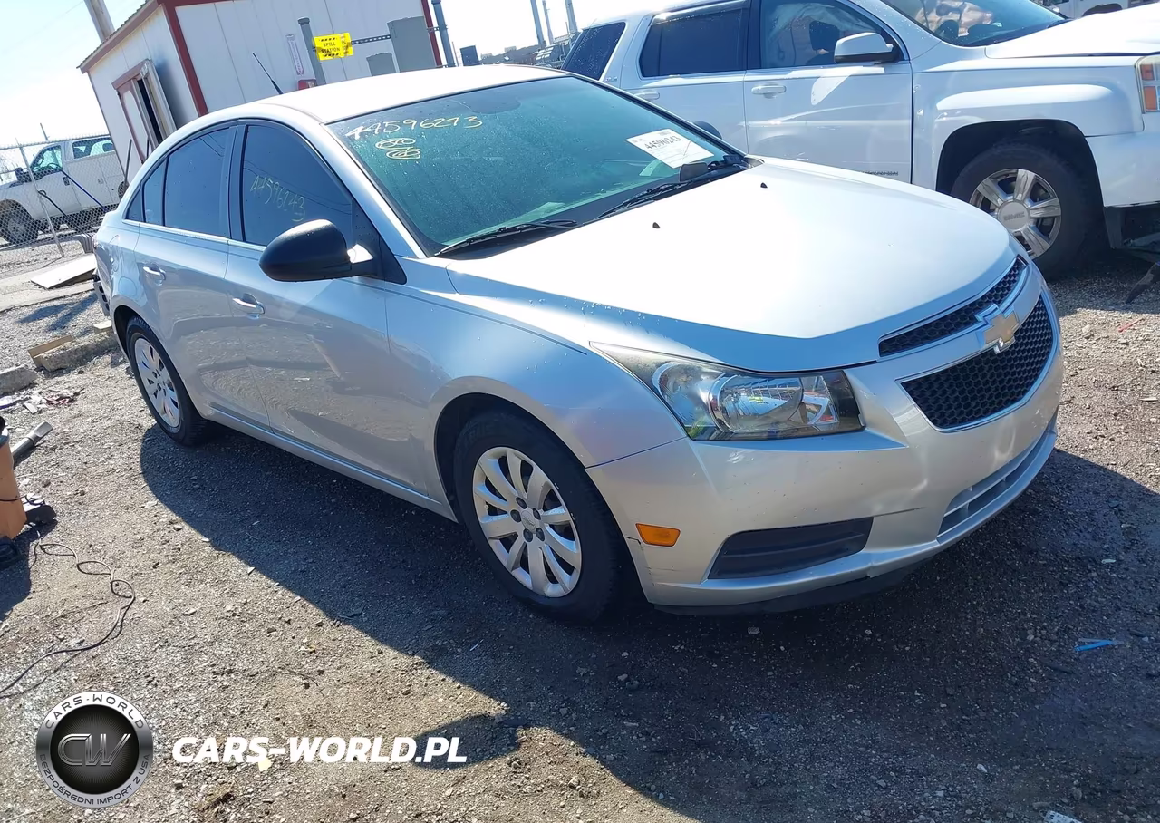 2011 Chevrolet Cruze Ls – zdjęcie 1 z 16