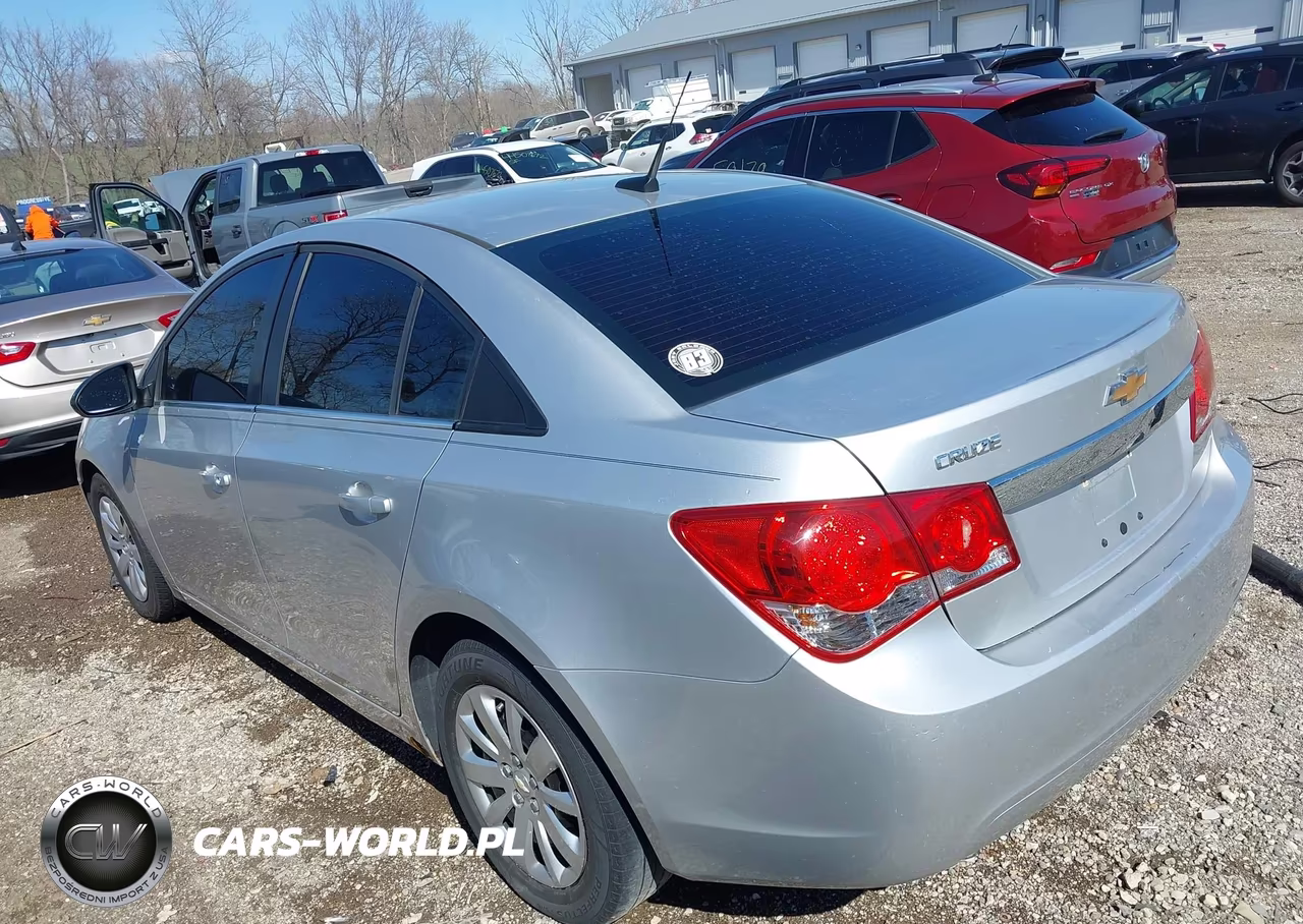 2011 Chevrolet Cruze Ls VIN:1G1PC5SH2B7116731 - 3