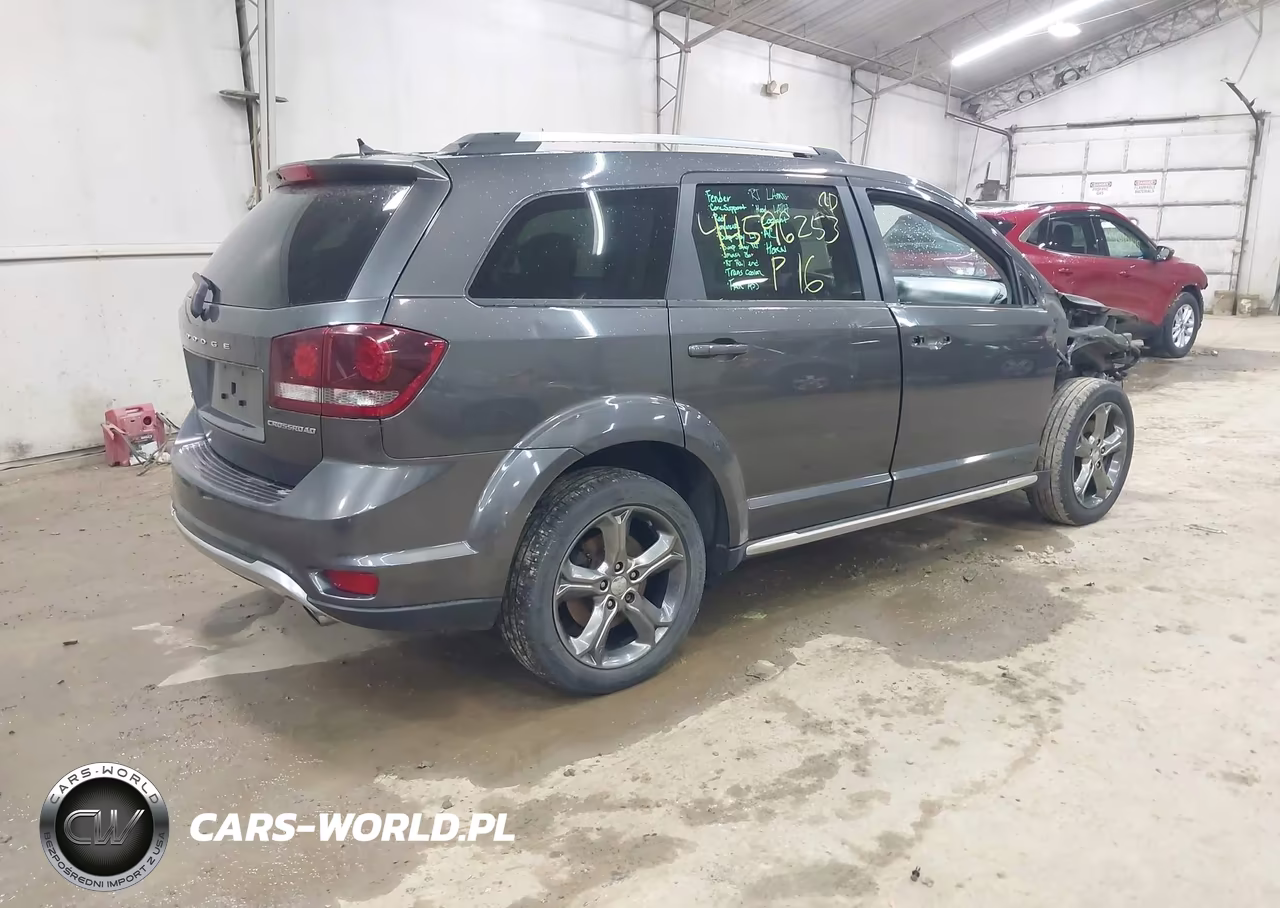 2016 Dodge Journey Crossroad Plus VIN:3C4PDDGGXGT133441 - 4
