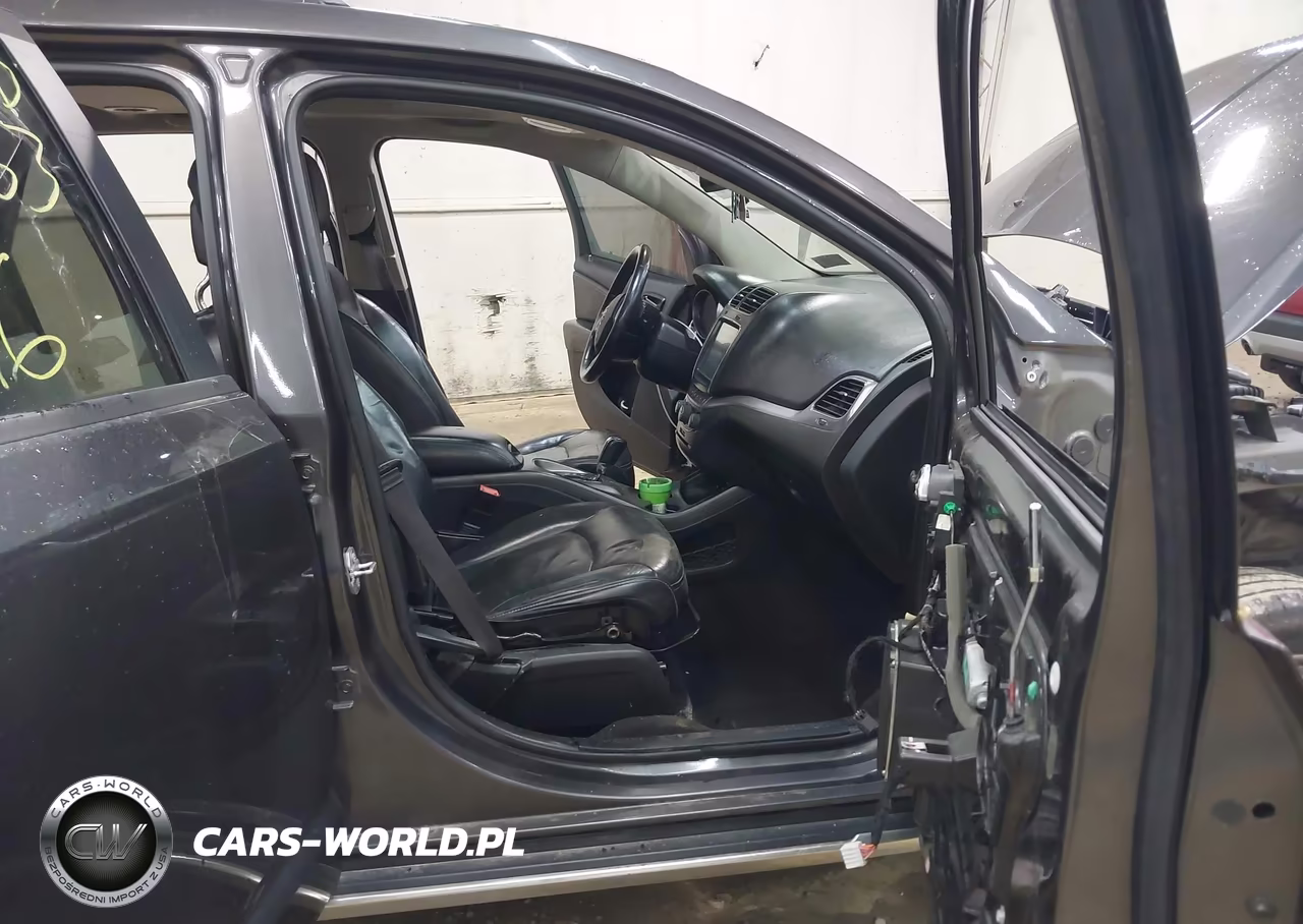 2016 Dodge Journey Crossroad Plus VIN:3C4PDDGGXGT133441 - 5