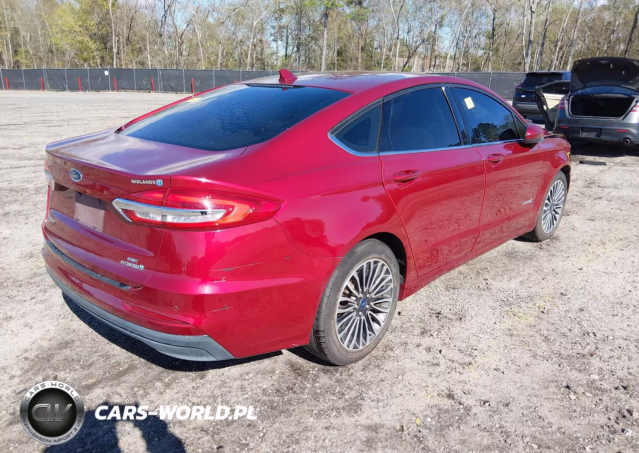 2019 Ford Fusion Hybrid Se VIN:3FA6P0LU9KR205636 - 4