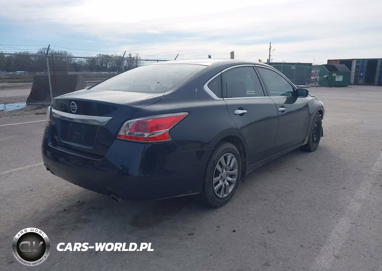 2015 Nissan Altima 2.5 S VIN:1N4AL3AP3FC489161 - 4
