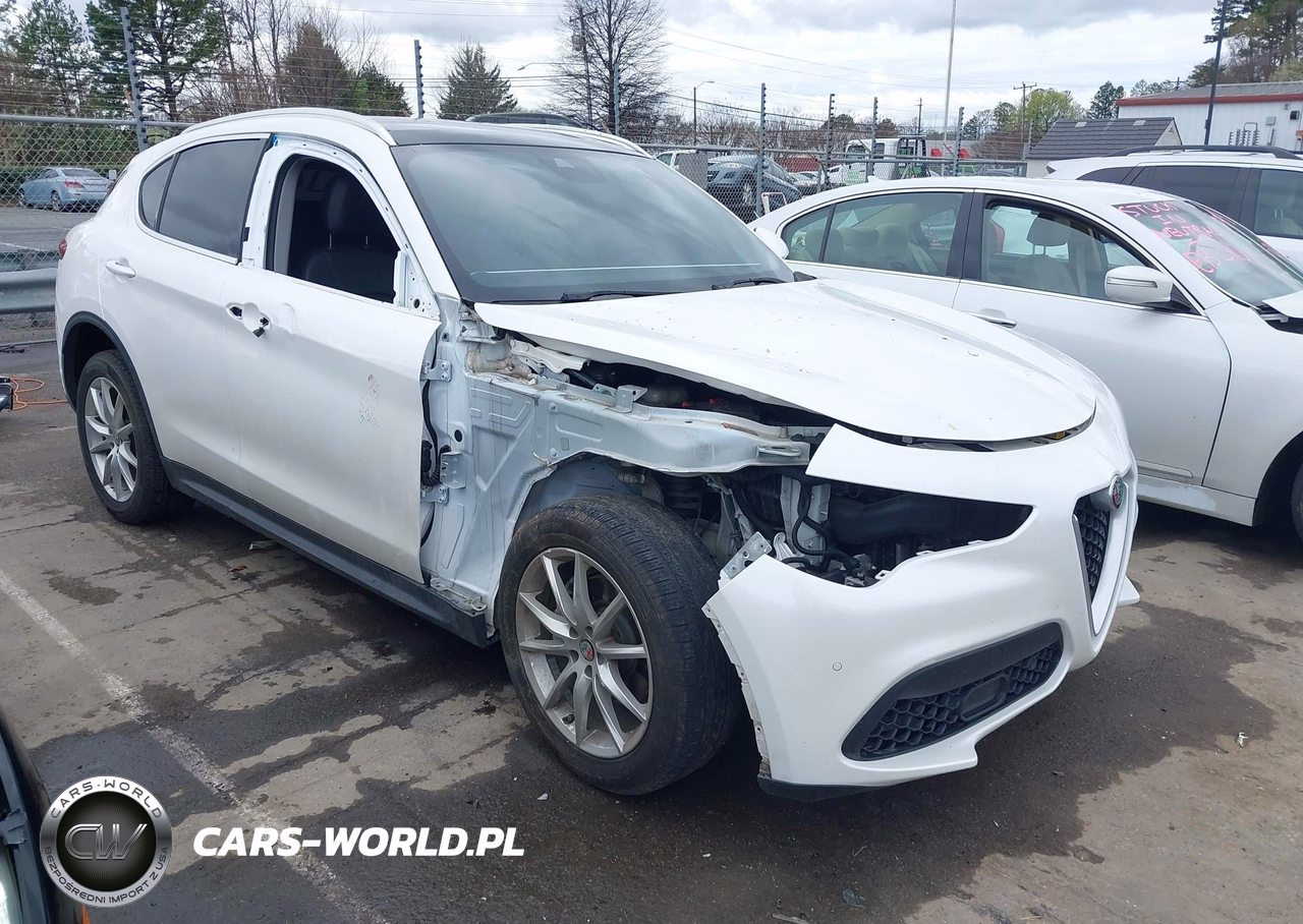 2018 Alfa Romeo Stelvio Ti Awd