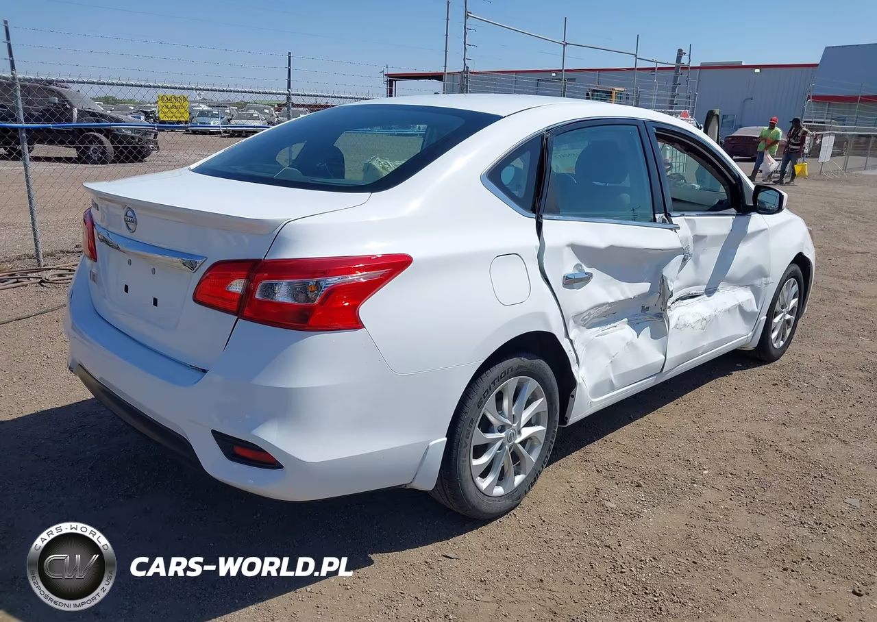 2019 Nissan Sentra S VIN:3N1AB7AP8KY276067 - 4