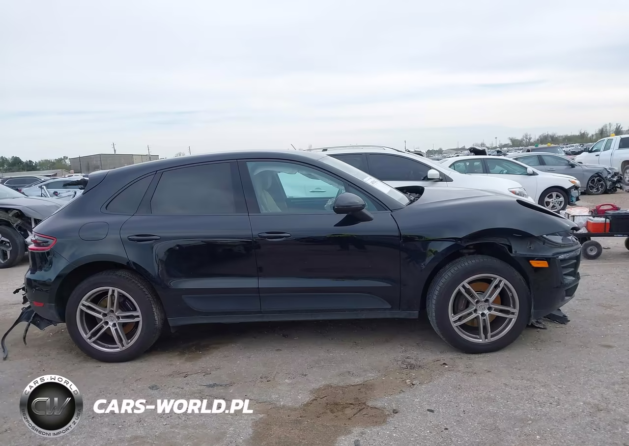 2017 Porsche Macan VIN:WP1AA2A58HLB03537 - 13