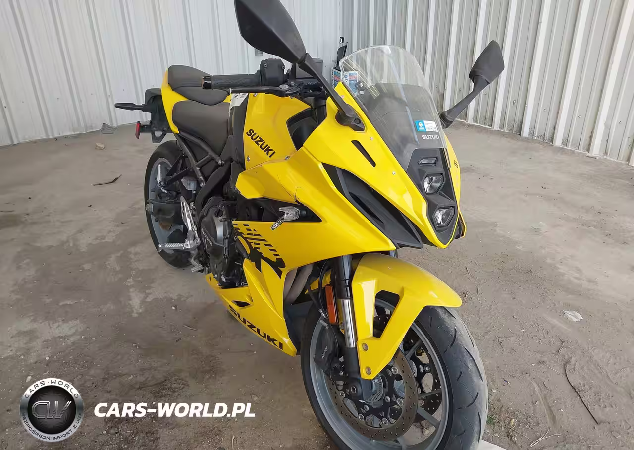 2025 Suzuki Gsx800 F