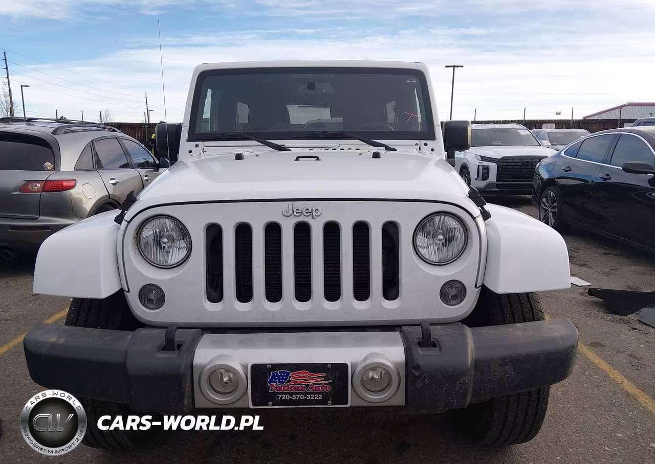 2015 Jeep Wrangler Unlimited Sahara VIN:1C4BJWEG4FL543079 - 12