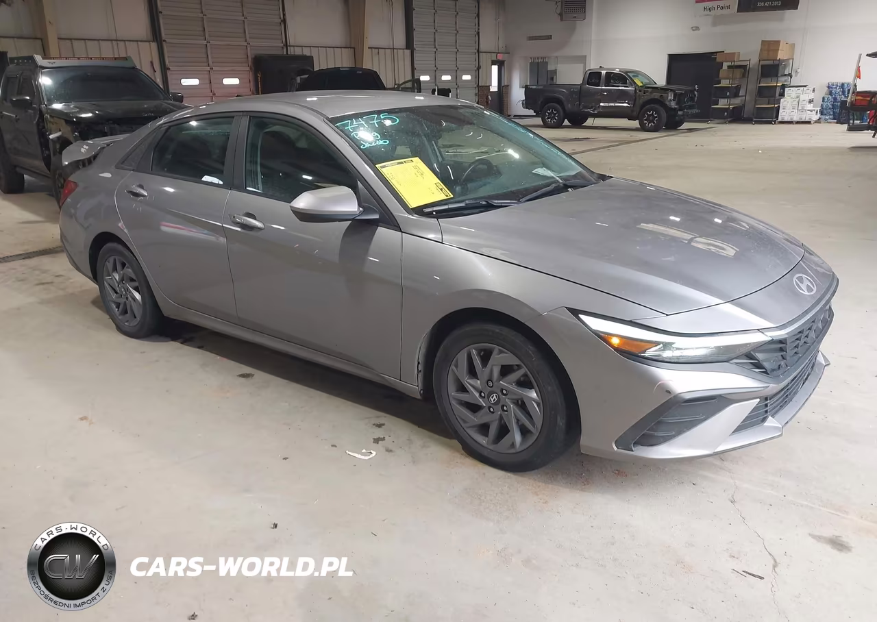 2024 Hyundai Elantra Sel