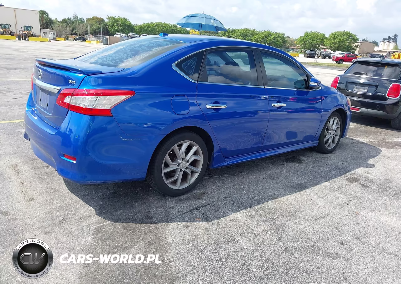 2015 Nissan Sentra Sr VIN:3N1AB7AP7FY218408 - 4