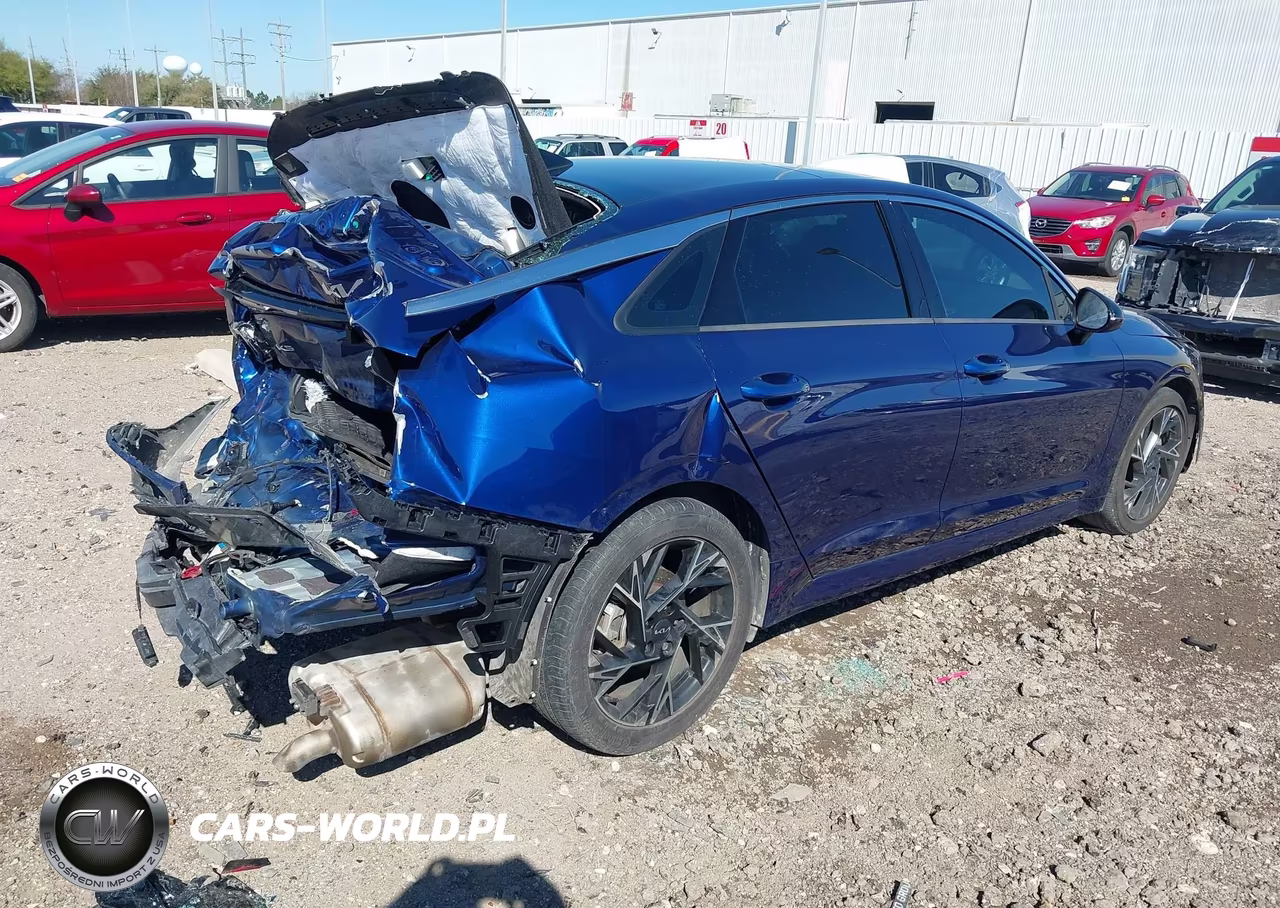 2025 Kia K5 Gt-Line VIN:KNAG64J70S5360579 - 4