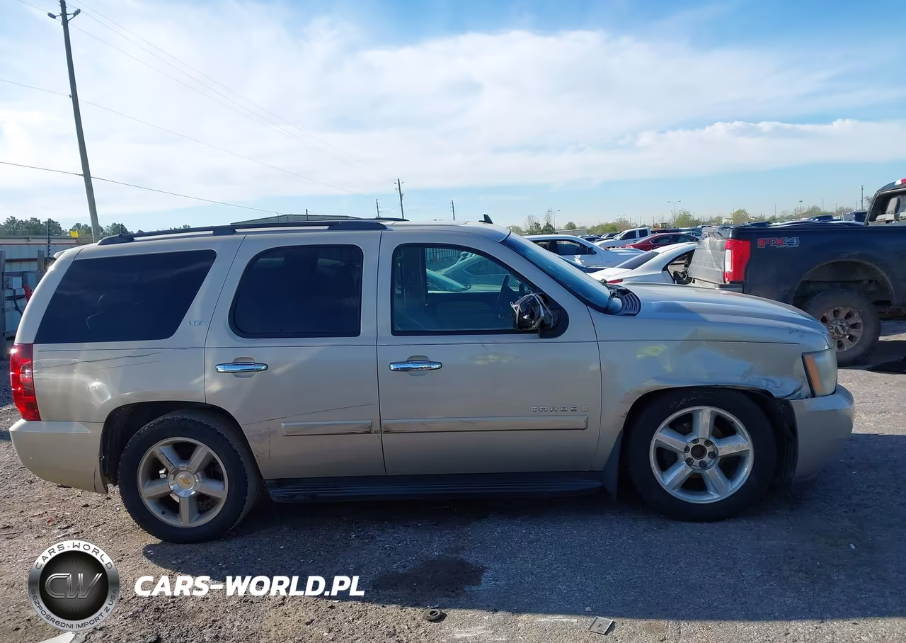 2007 Chevrolet Tahoe Ltz VIN:1GNFC13047J404630 - 13