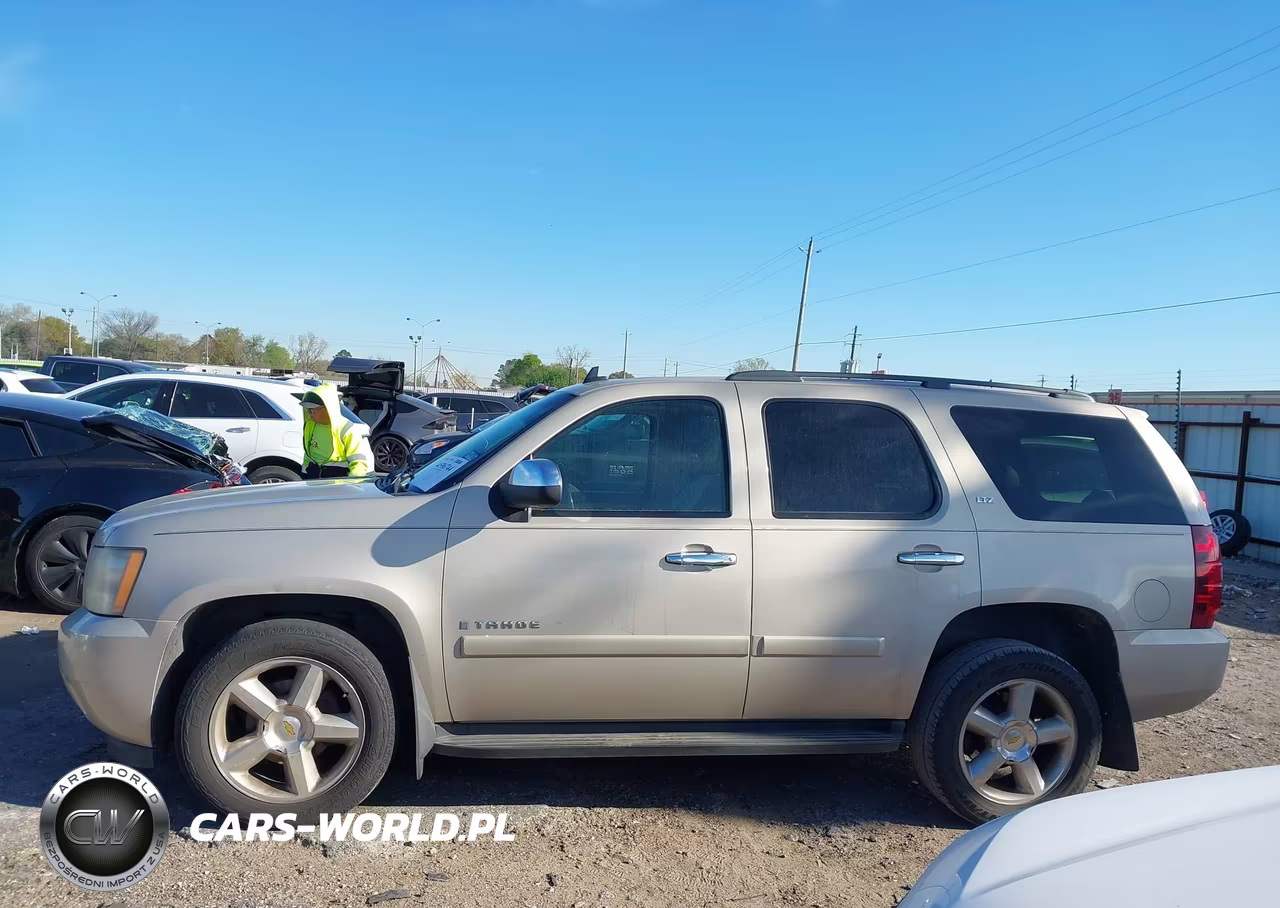 2007 Chevrolet Tahoe Ltz VIN:1GNFC13047J404630 - 14