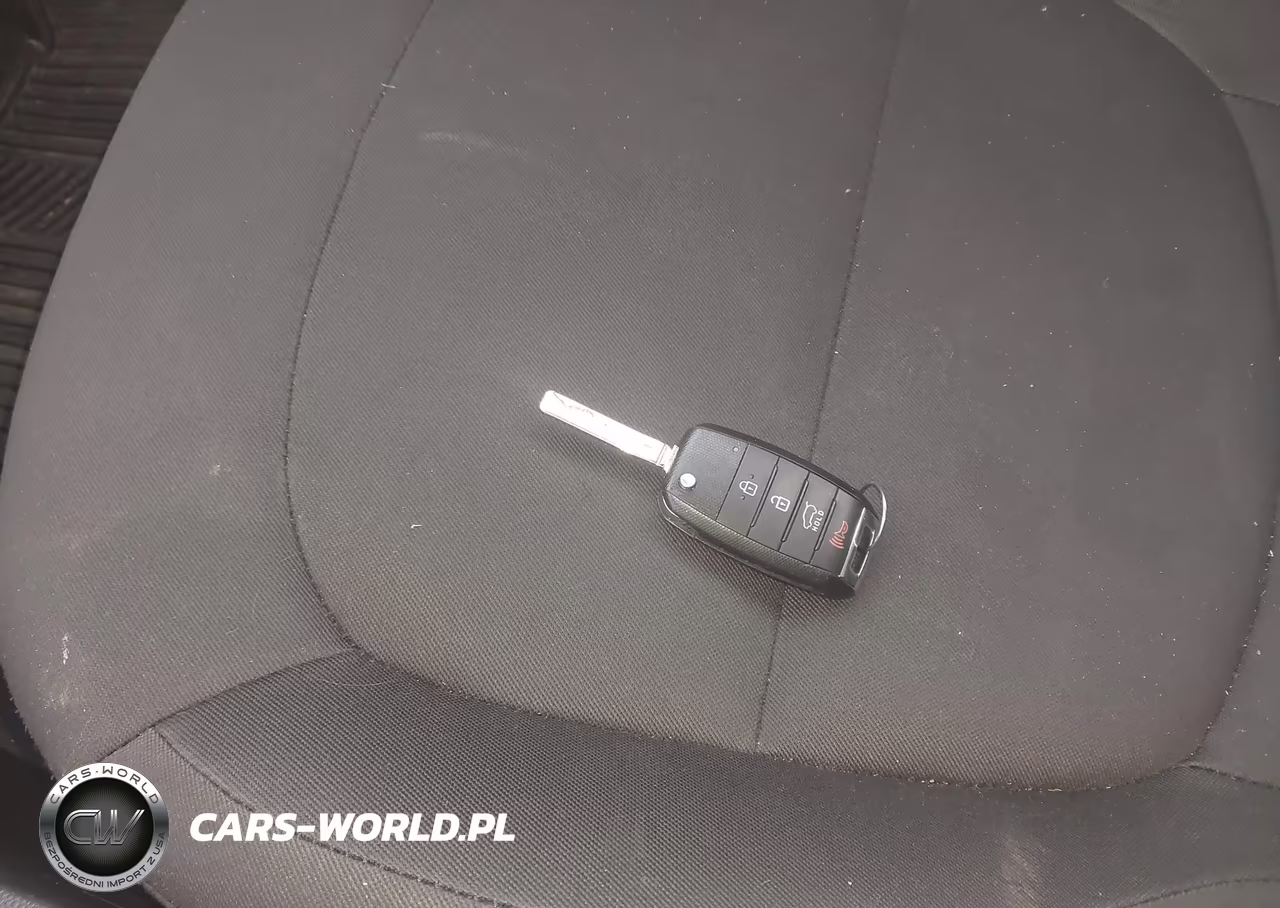 2018 Kia Soul VIN:KNDJN2A22J7600772 - 11