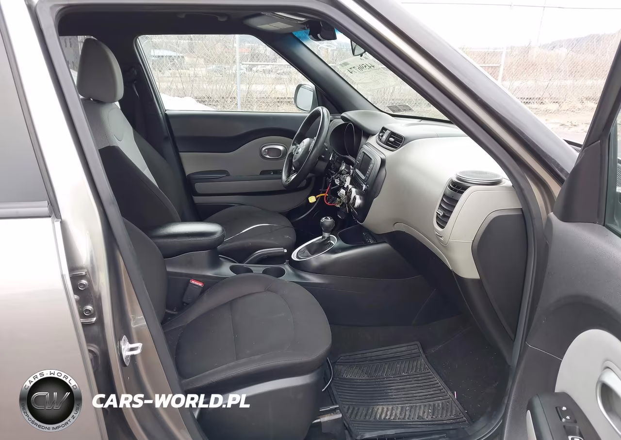 2018 Kia Soul VIN:KNDJN2A22J7600772 - 5