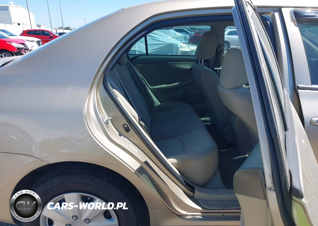 2010 Toyota Corolla VIN:1NXBU4EE5AZ207305 - 8