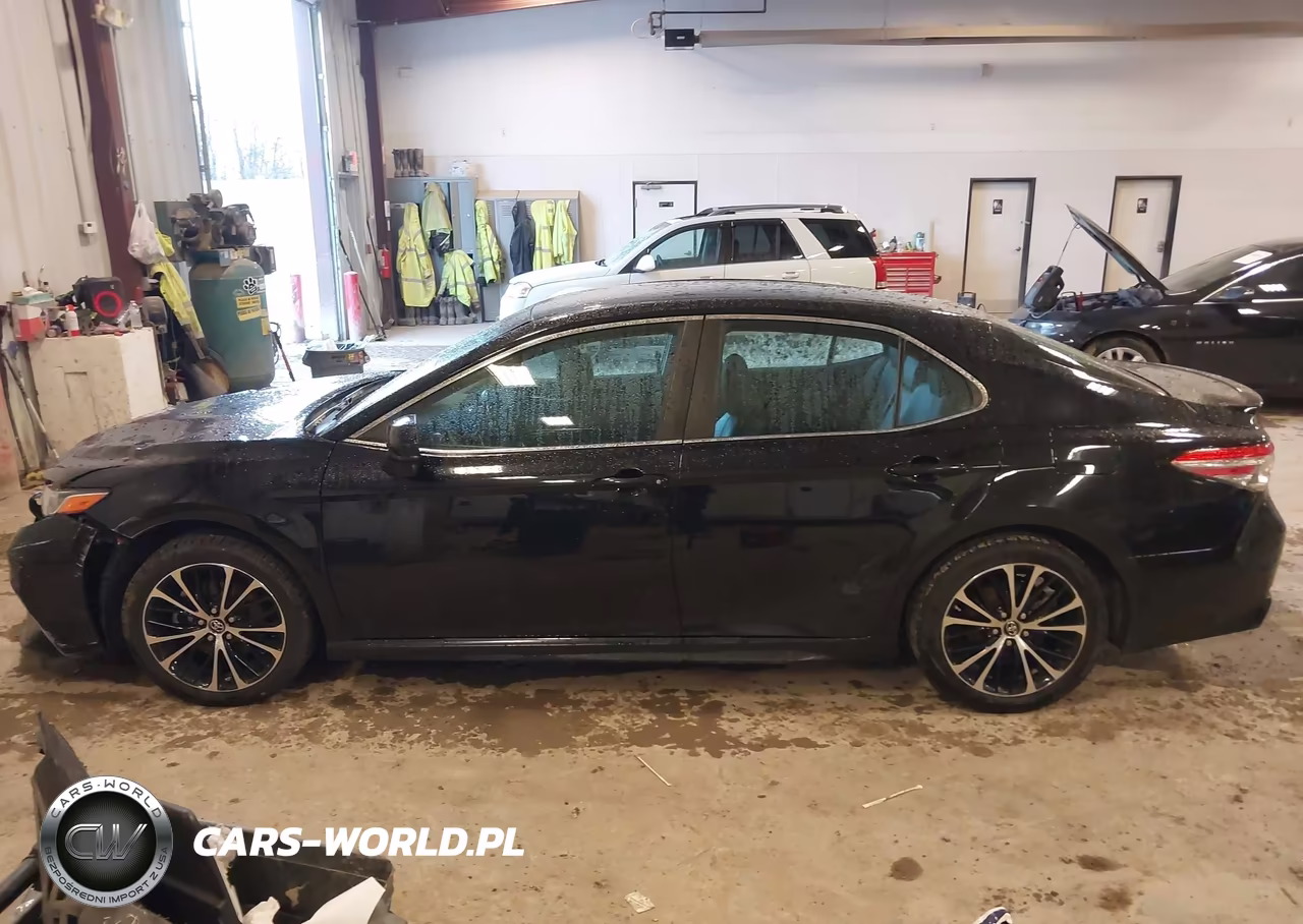 2018 Toyota Camry Se VIN:4T1B11HKXJU025706 - 14