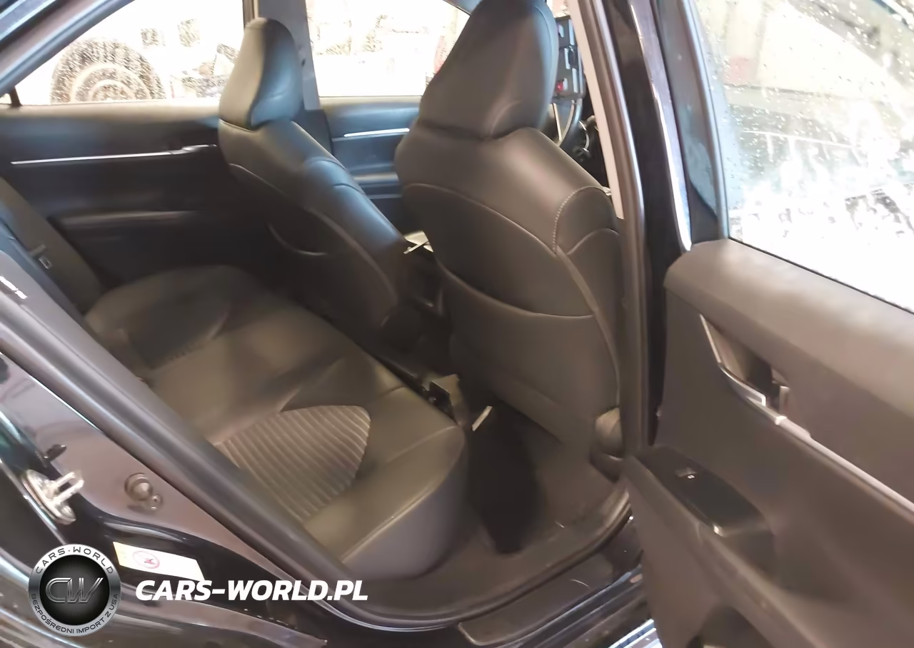 2018 Toyota Camry Se VIN:4T1B11HKXJU025706 - 8