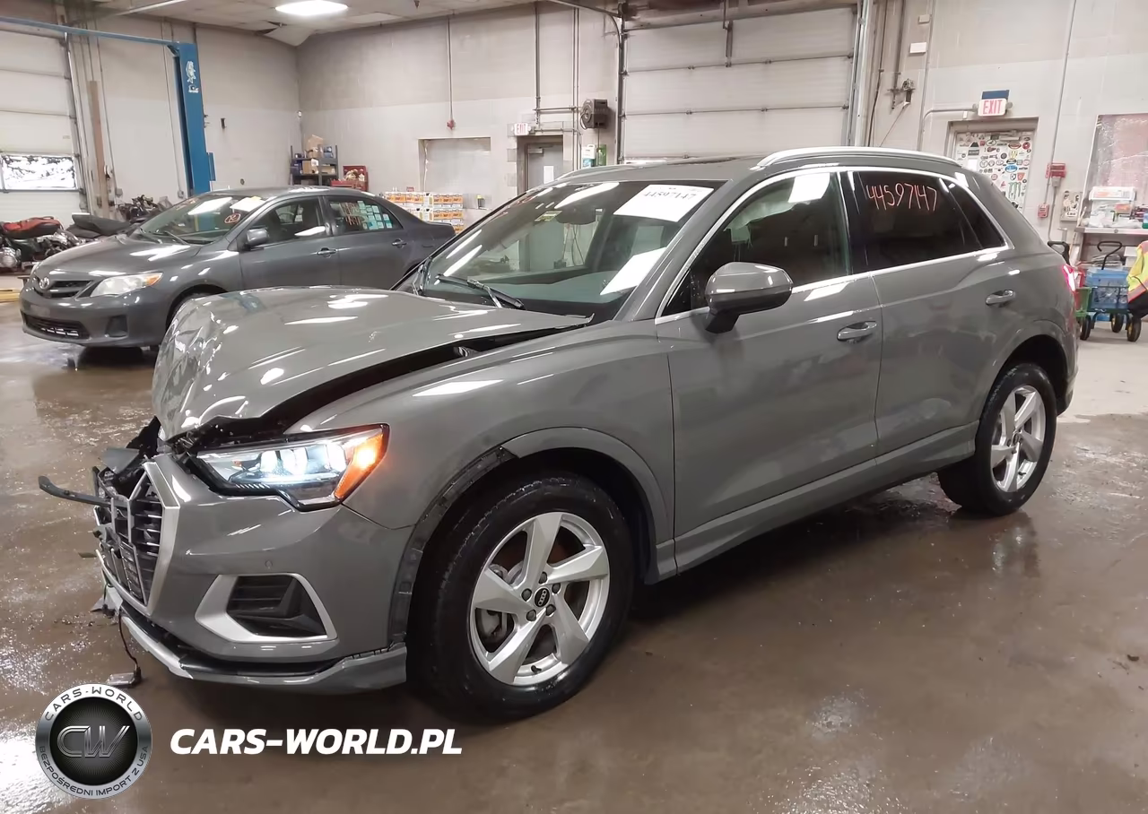 2021 Audi Q3 Premium 40 Tfsi Quattro Tiptronic VIN:WA1AUCF37M1104300 - 2